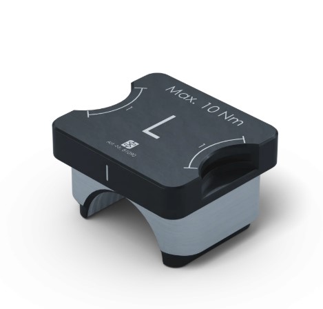 Lang Technik Makro•Grip® Ultra Threaded Cap, left